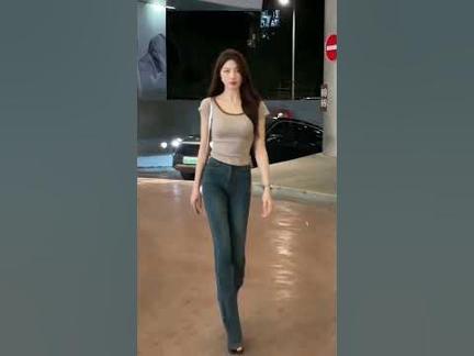 New TikTok beauty short video (beautiful girl)076  material-0013