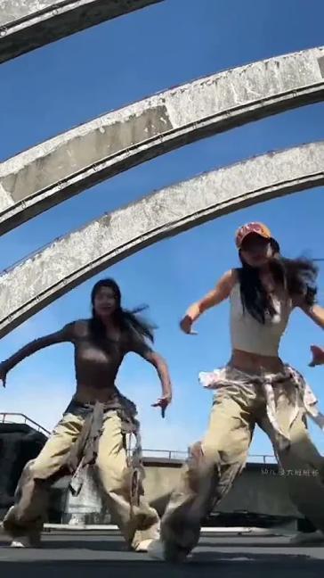 Cô gái Trung Quốc xinh đẹp đang nhảy múa 376 #shorts #tiktok #douyin #dance #beautiful
