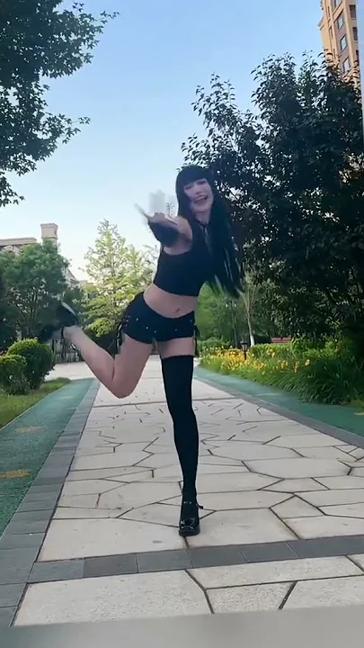Cô gái Trung Quốc xinh đẹp đang nhảy múa 395 #shorts #tiktok #douyin #dance #beautiful
